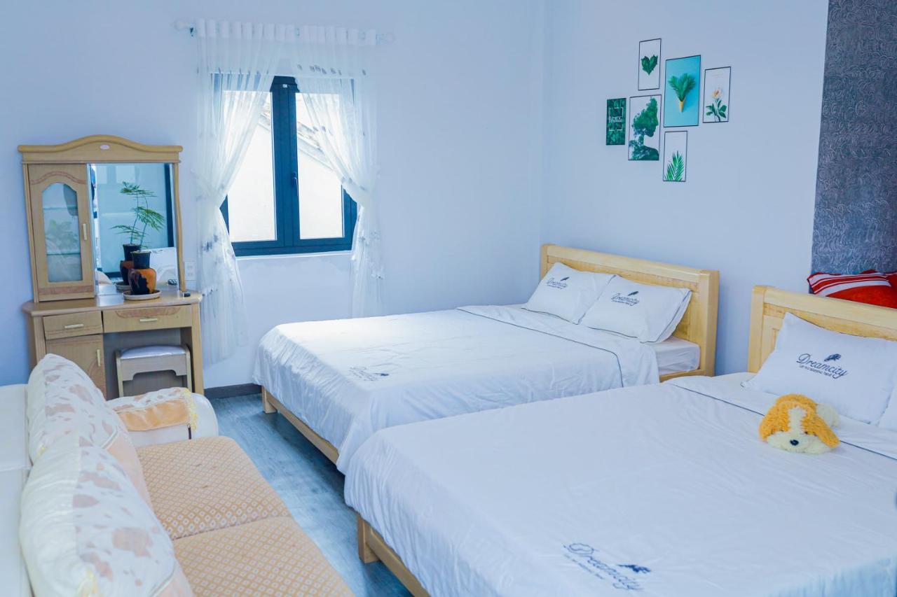 Gio Homestay - Pleiku Exteriör bild