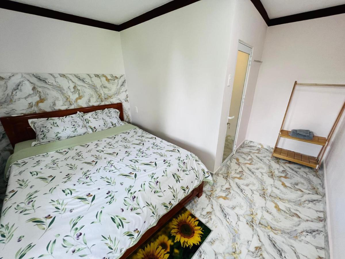 Gio Homestay - Pleiku Exteriör bild