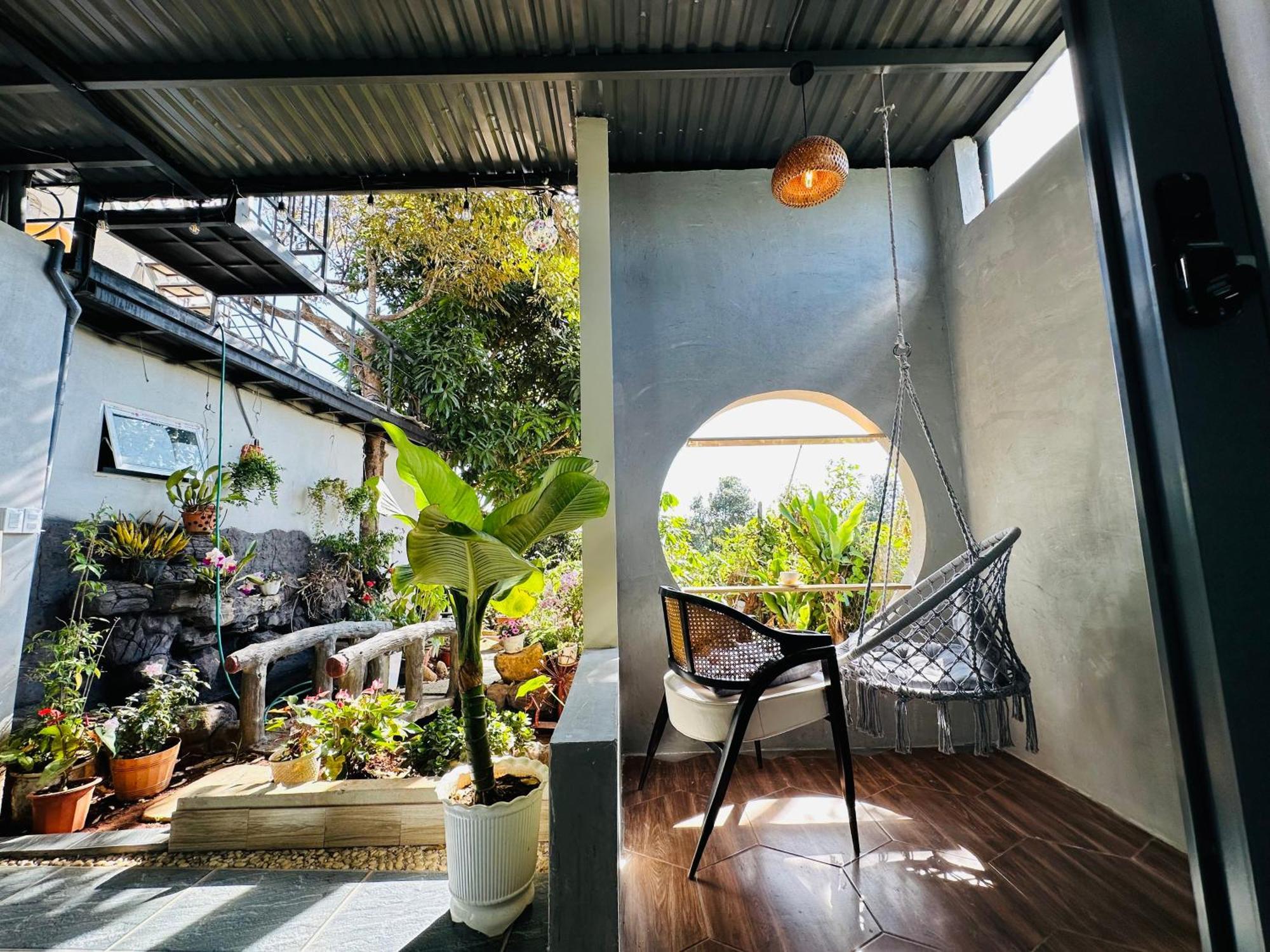 Gio Homestay - Pleiku Exteriör bild