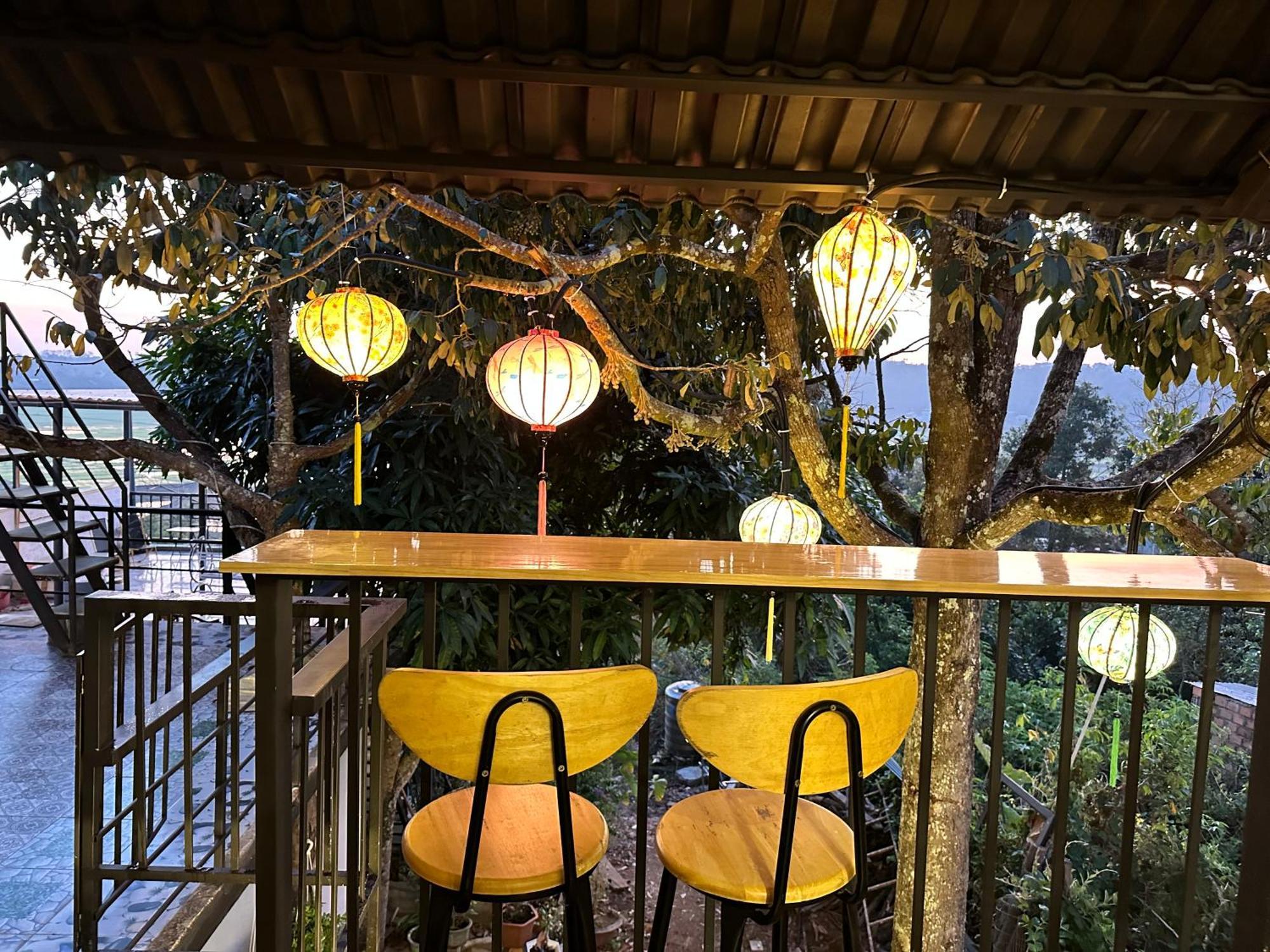 Gio Homestay - Pleiku Exteriör bild
