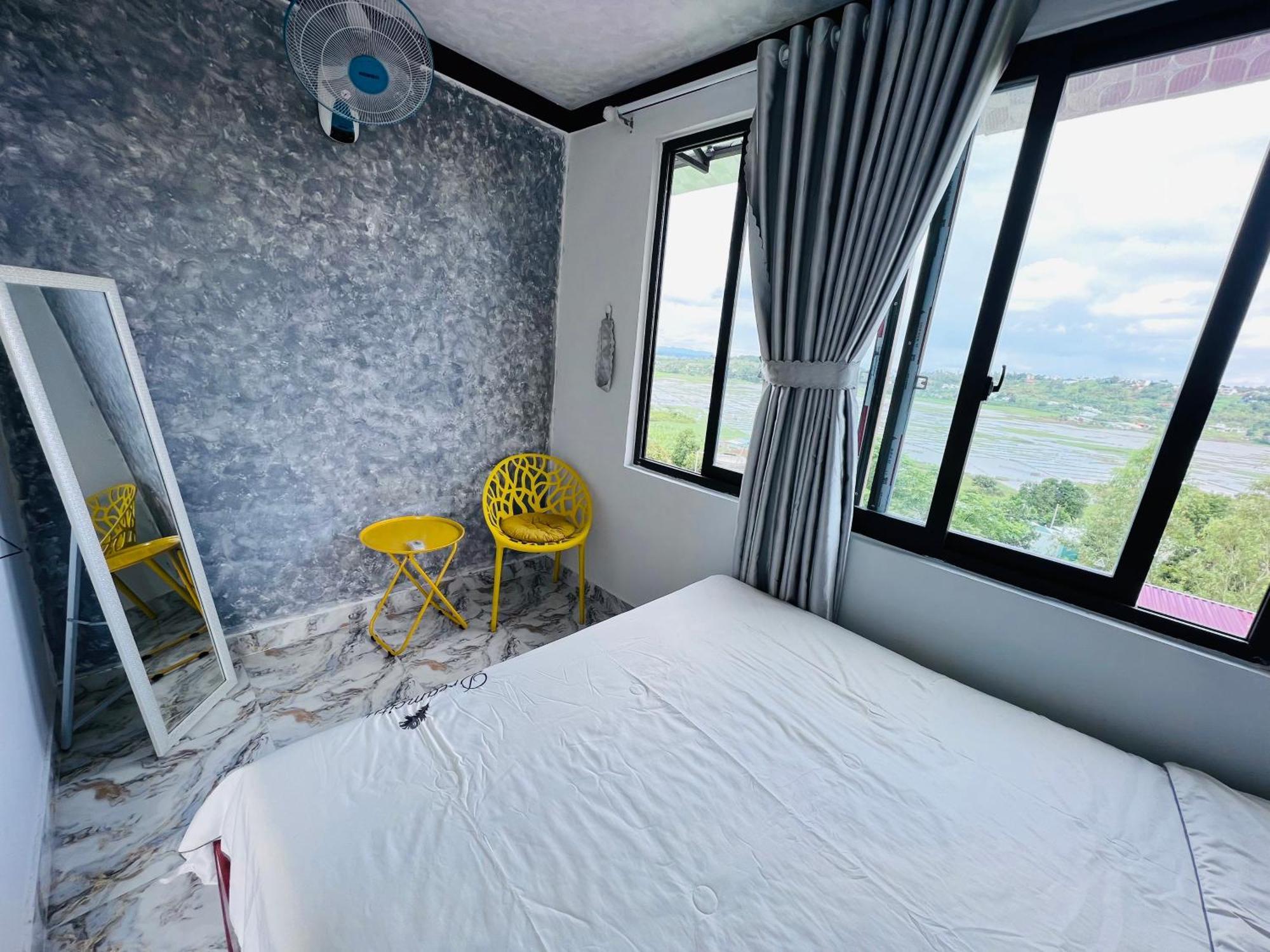 Gio Homestay - Pleiku Exteriör bild