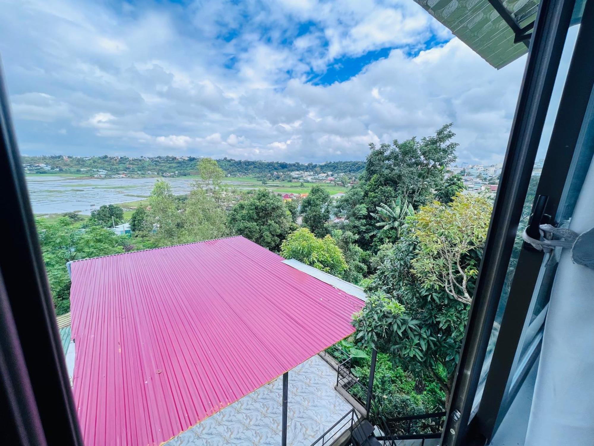 Gio Homestay - Pleiku Exteriör bild