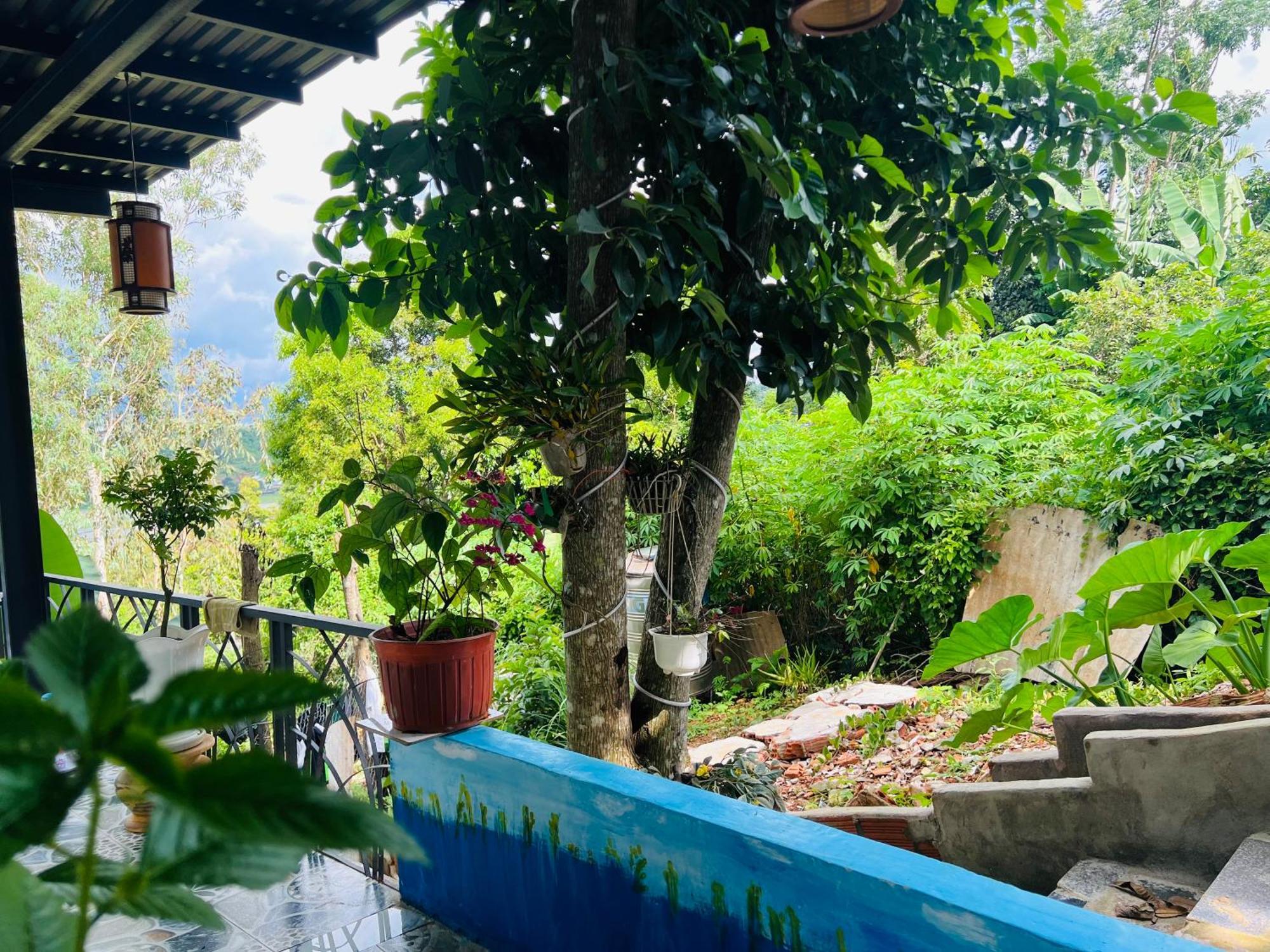 Gio Homestay - Pleiku Exteriör bild
