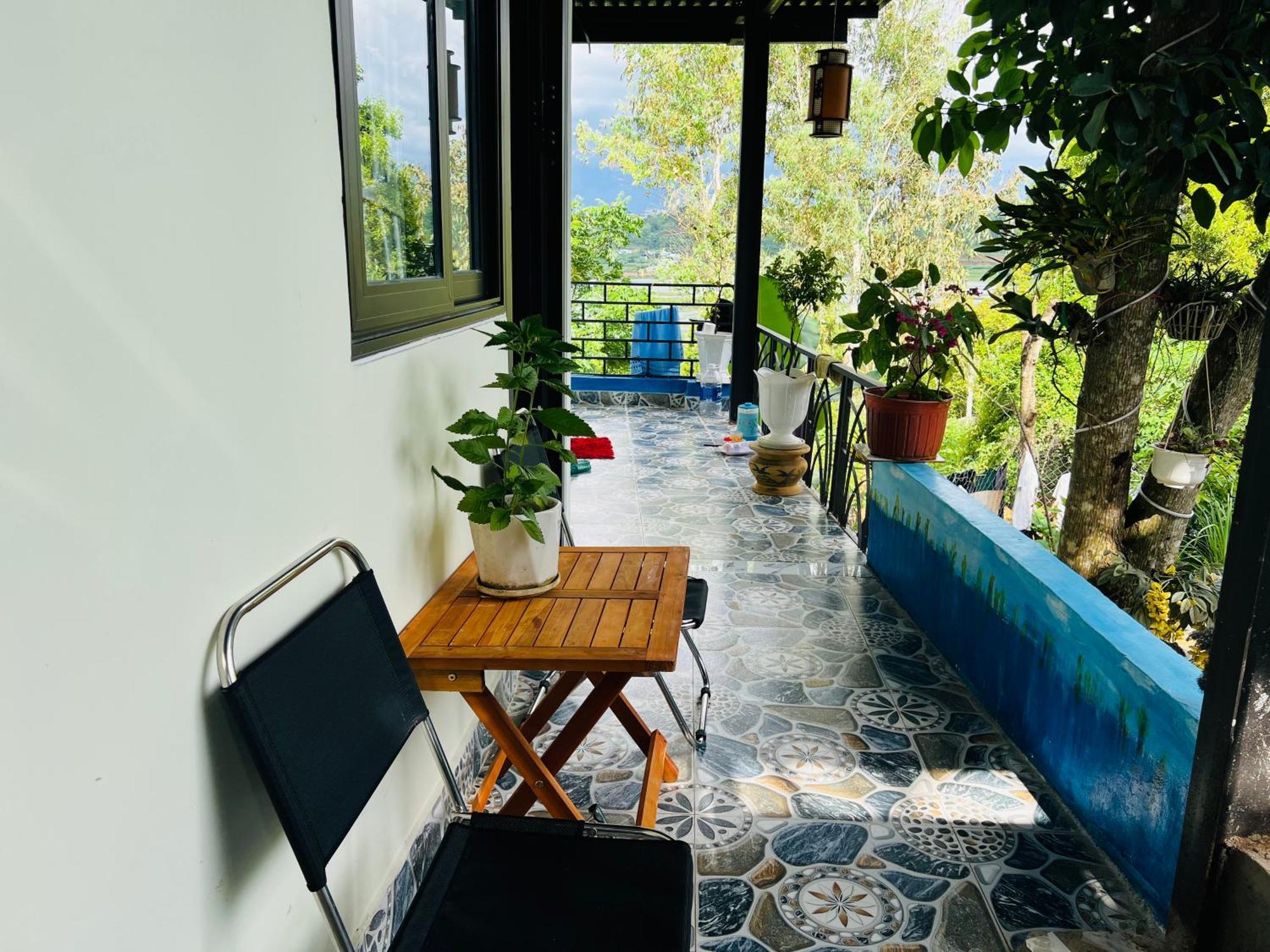 Gio Homestay - Pleiku Exteriör bild