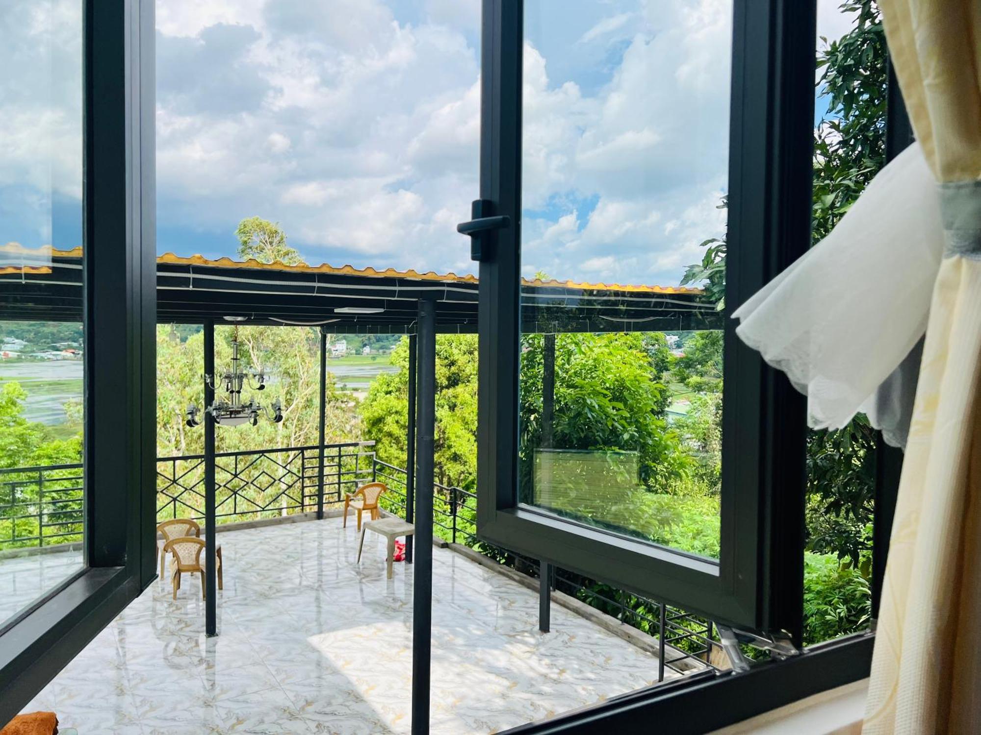 Gio Homestay - Pleiku Exteriör bild